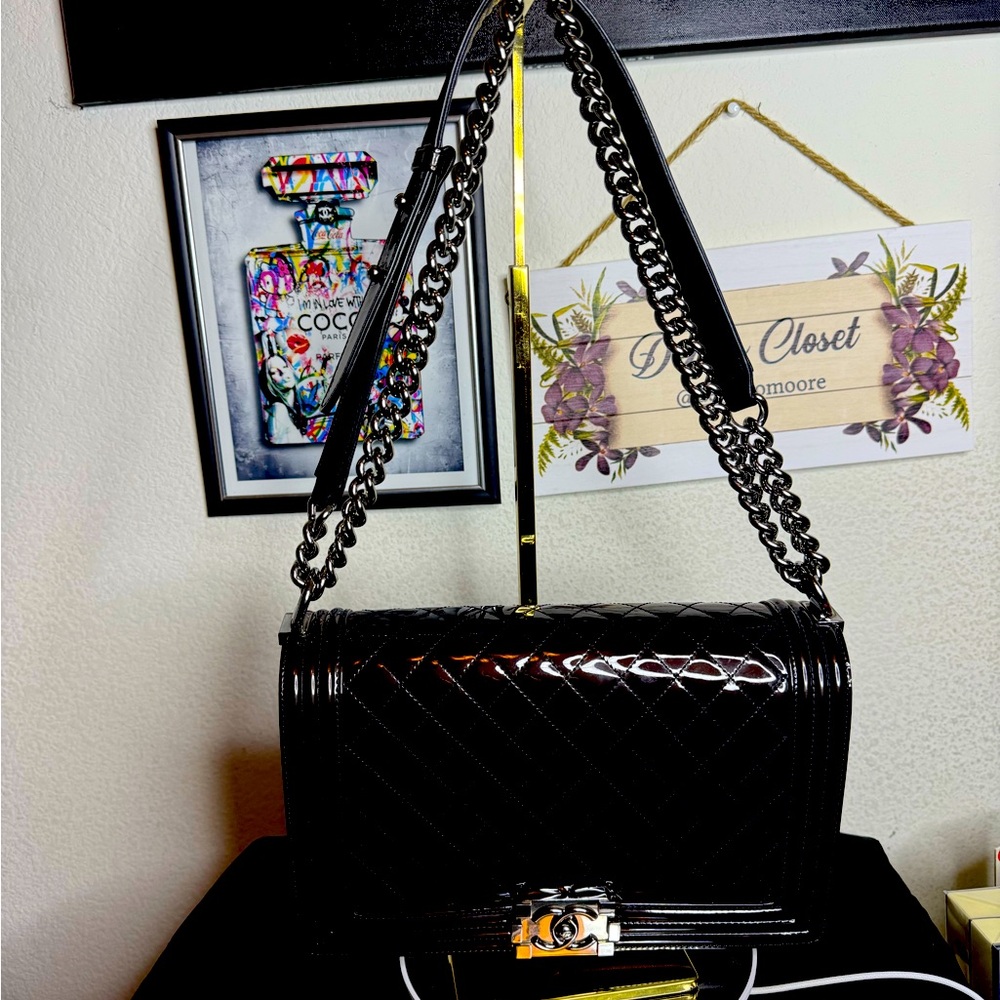 CHANEL BOY RARE Color Chain Patent Quilted Shoulder Bag Medium